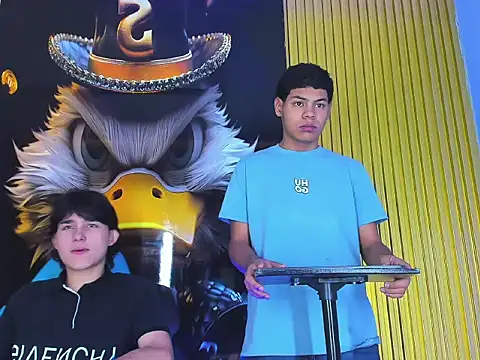 Tommy_bigcock19 live sex cam