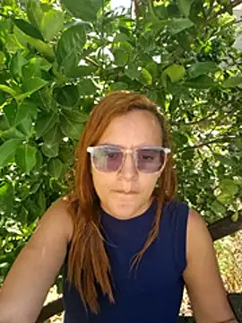 AliceRuivinha2's cam snapshot