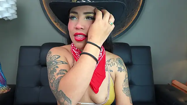 miss_vaiolette's cam snapshot