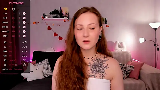 velvet_cherry_'s cam snapshot