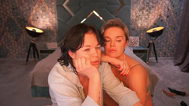 PleasureWeCouple live sex cam