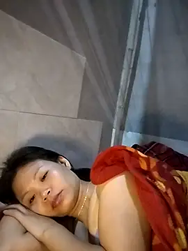 LinhNa999 live sex cam