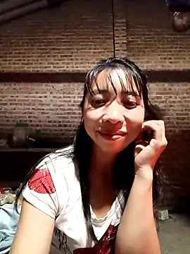 emaame68's cam snapshot