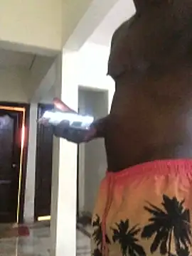 ThugMansion420's cam snapshot