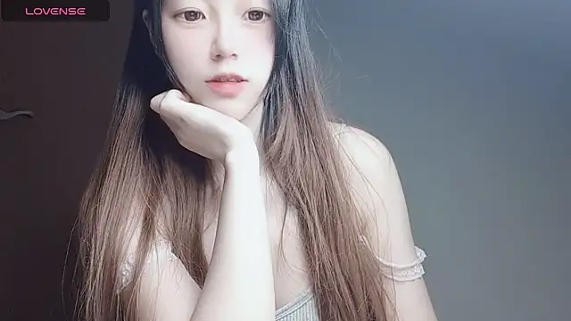 AyoHall live sex cam