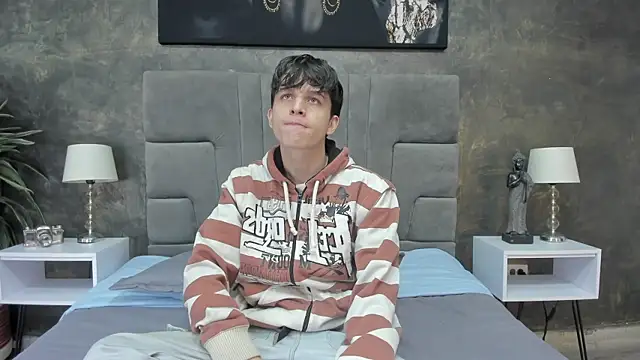 bruce_hans live sex cam