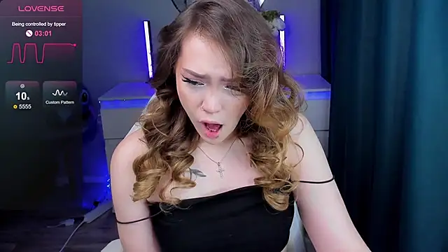 Evia_r0se live sex cam