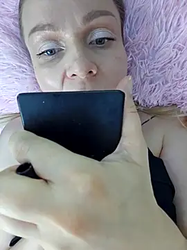 Bondgirl_013 live sex cam