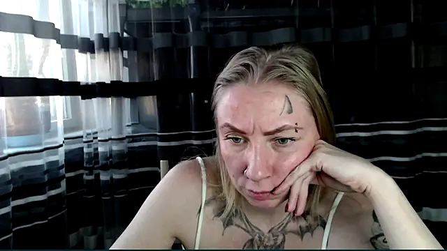 cold_lollipop live sex cam