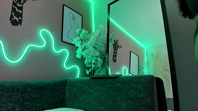 ella_evans_ live sex cam