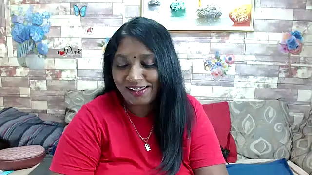 Indian_tracy live sex cam