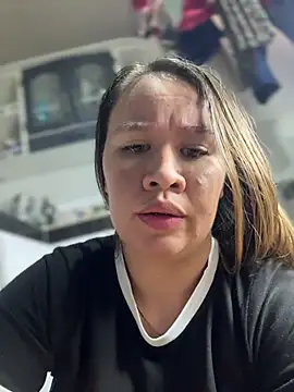 Emiily_lee live sex cam