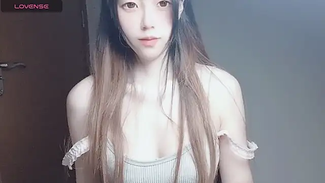 AyoHall live sex cam