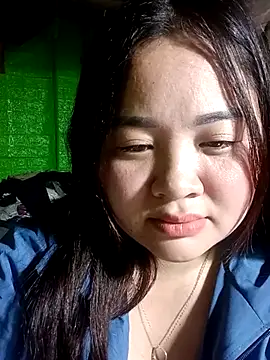 Bee-bgolden live sex cam