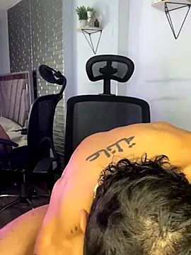 ARON_TAYLER01 live sex cam