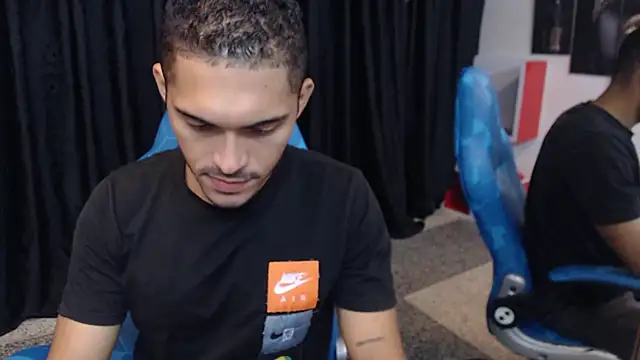 Derek_Storm_ live sex cam