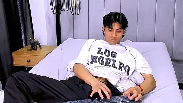 MattFiore live sex cam