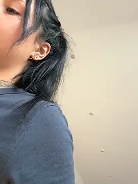 Coco-Love live sex cam