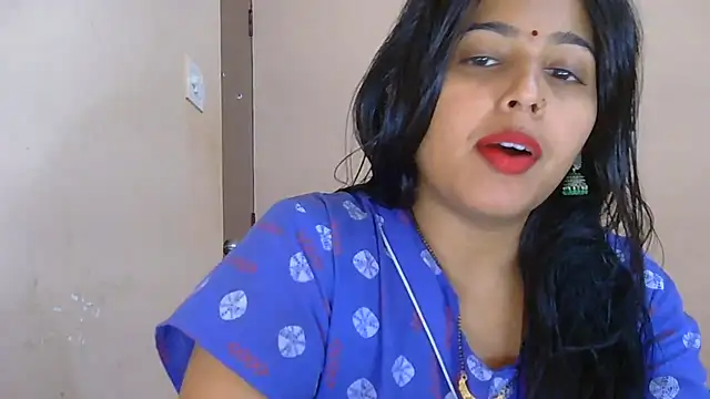 Cute-Simmi69's cam snapshot