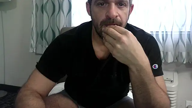 Troyt87 live sex cam