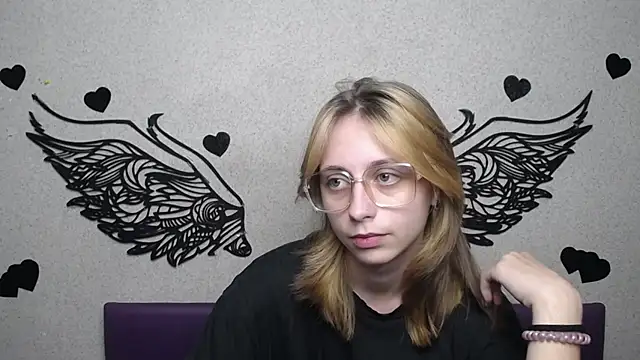 TracyLll's cam snapshot