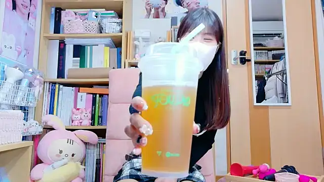 nazuna_1004's cam snapshot