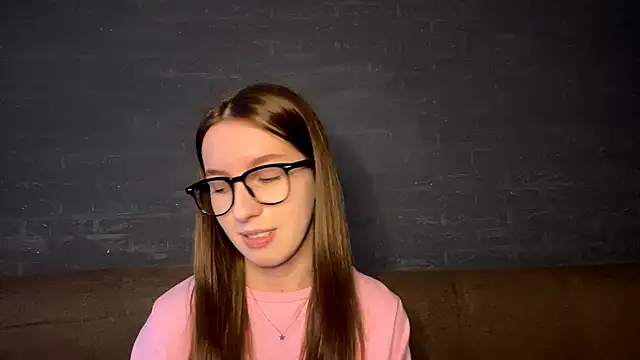 CindaWinn's cam snapshot