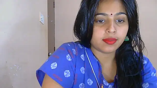 Cute-Simmi69's cam snapshot