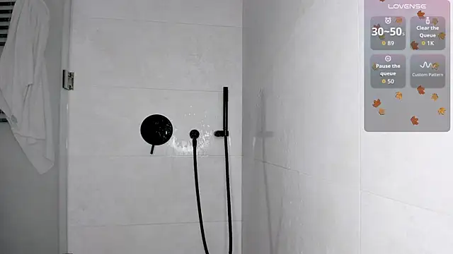 BondGirll live sex cam