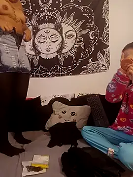 abby_n_emily live sex cam