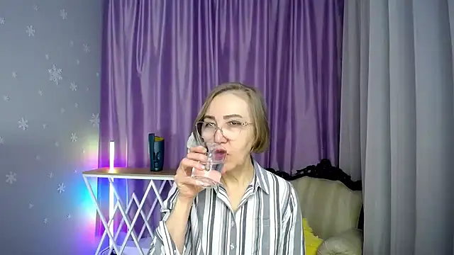 queen_a_n_i live sex cam