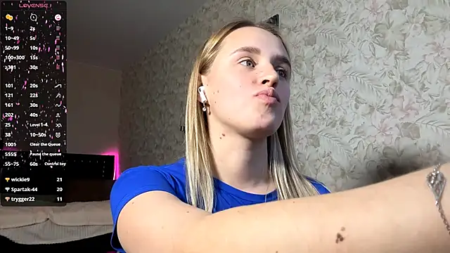 ElisabetLorney live sex cam