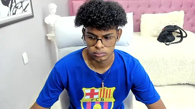 boylittle19cm live sex cam