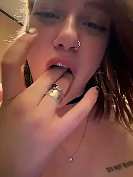 lucy-joy live sex cam