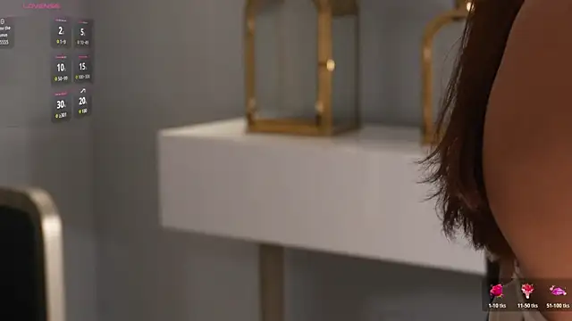 NaomiSainz live sex cam