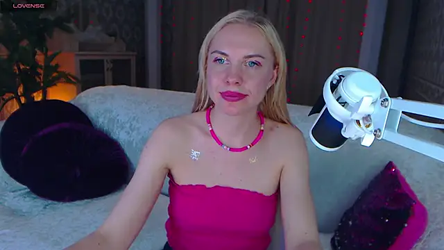 LiSinDoll live sex cam