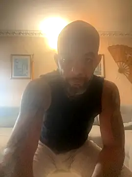 latino2211 live sex cam