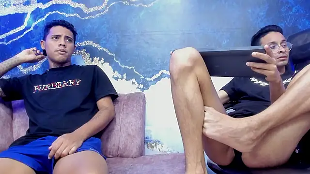 Juicy_Creww live sex cam