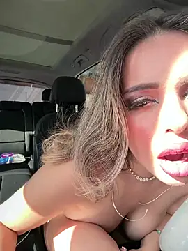 Alirawrz live sex cam