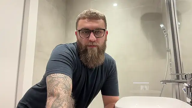 Bear_bear_ live sex cam