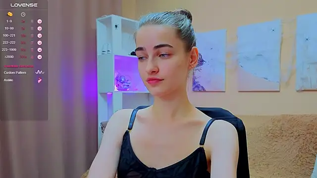 AstoriyaNight live sex cam