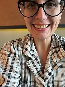 NataKitten live sex cam