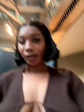 ___Nessa live sex cam