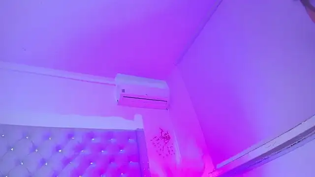 ChocoBunny1 live sex cam