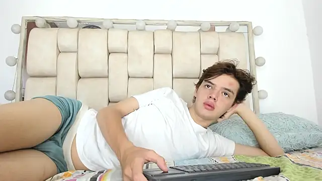 daniel_hot03 live sex cam