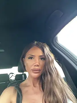 NicollleDiamondd live sex cam