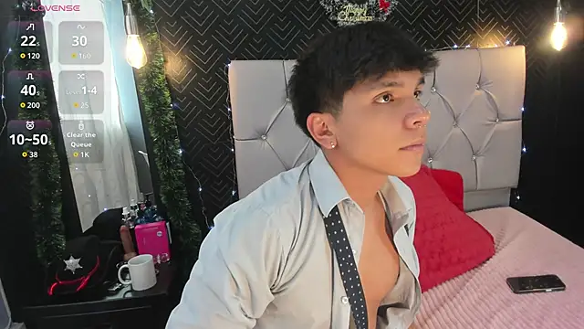 Thiago_Kozak live sex cam