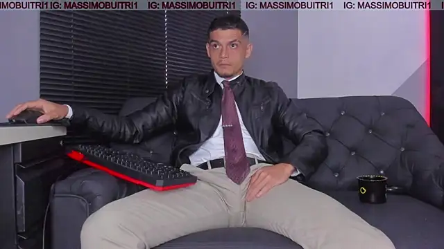 massimo_g live sex cam
