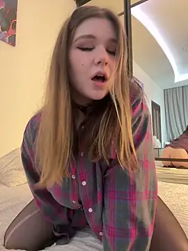 PumaShyXD live sex cam