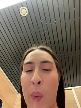 Holly_Play live sex cam